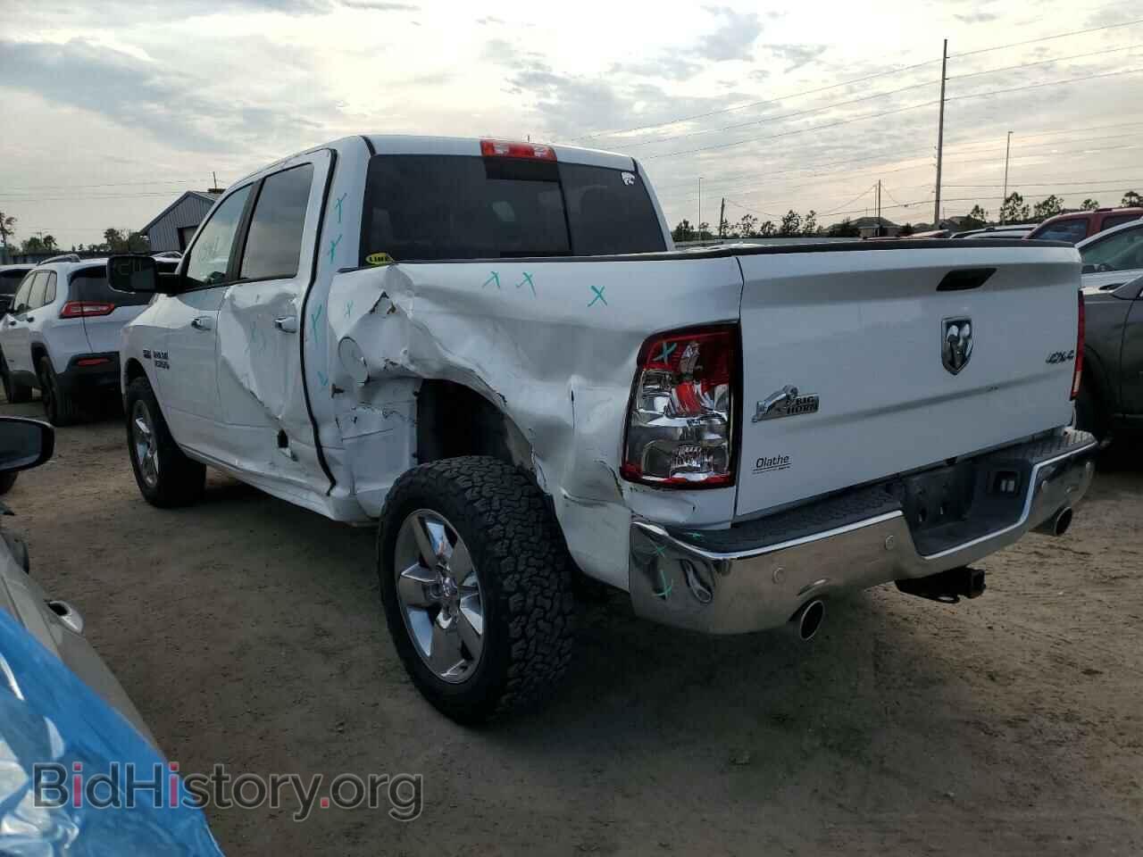 2017 RAM 1500 - VIN: 3C6RR7LTXHG709707 - Фото 2