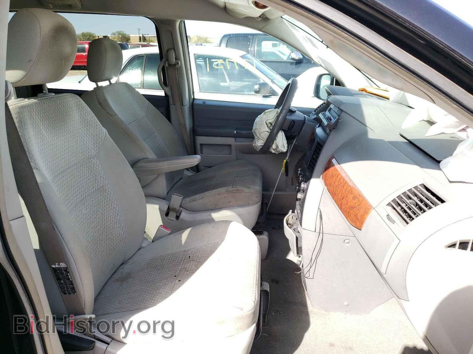 2008 CHRYSLER MINIVAN - VIN: 2A8HR44H78R107668 - Фото 5