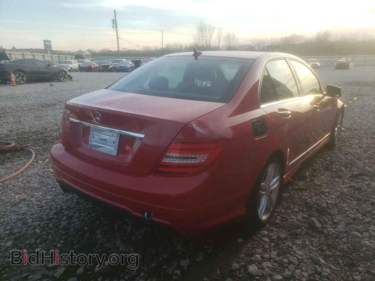 2013 MERCEDES-BENZ C-CLASS - VIN: WDDGF4HB1DA792210 - Фото 4