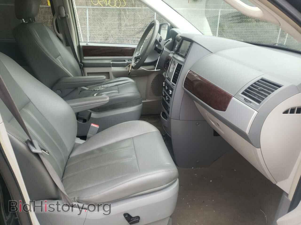 2010 CHRYSLER MINIVAN - VIN: 2A4RR5DX9AR253448 - Фото 5