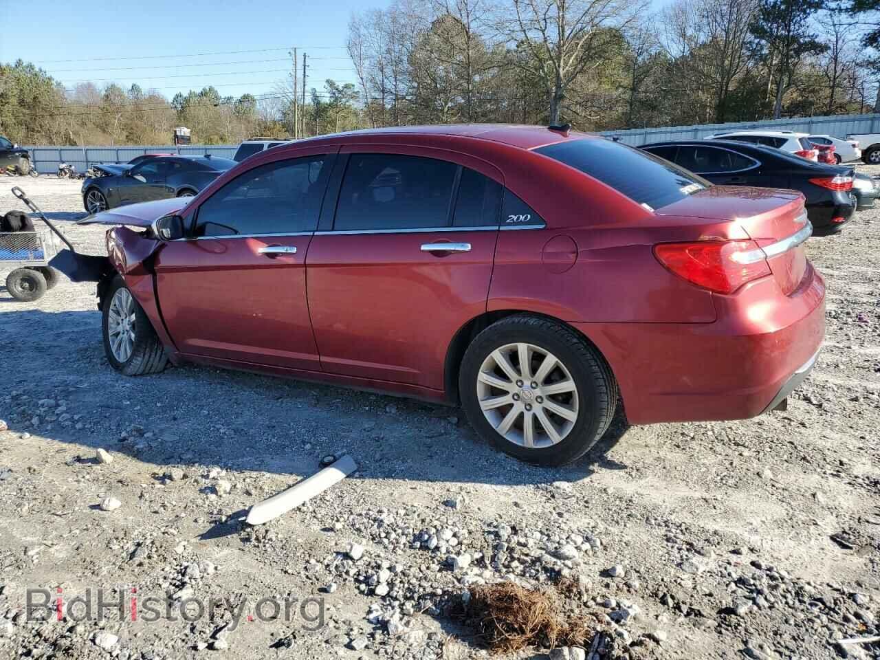 2013 CHRYSLER 200 - VIN: 1C3CCBCG1DN628011 - Фото 2