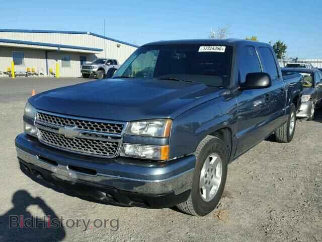 2006 CHEVROLET SILVERADO - VIN: 2GCEC13V561285737 - Фото 2