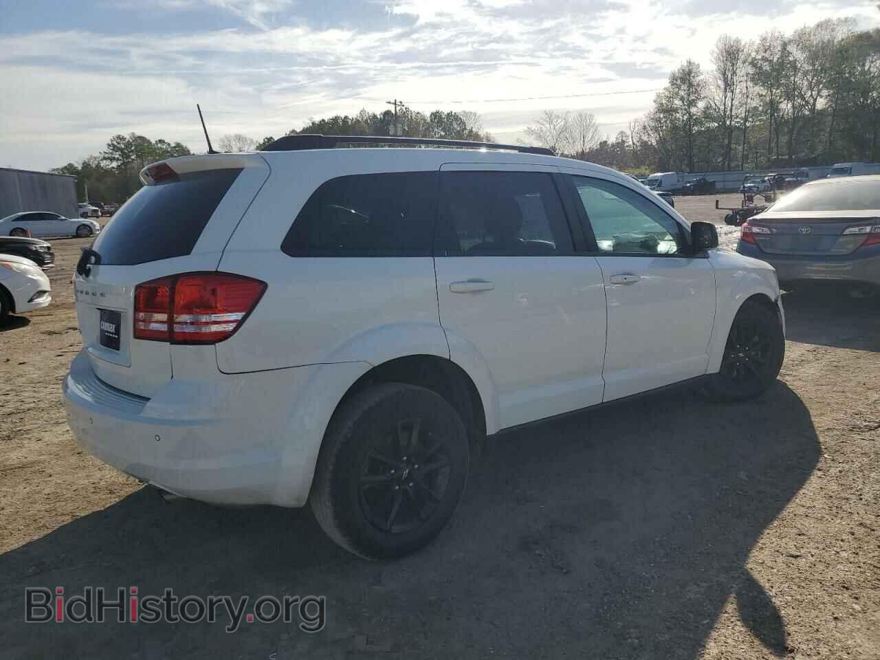 2020 DODGE JOURNEY - VIN: 3C4PDCAB1LT268261 - Фото 3