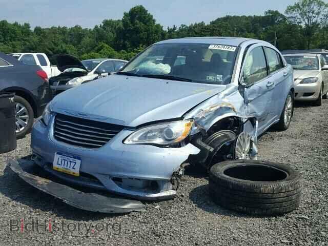 2013 CHRYSLER 200 - VIN: 1C3CCBCG3DN618841 - Фото 2
