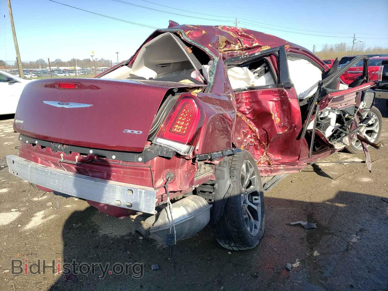 2018 CHRYSLER 300 - VIN: 2C3CCAAG3JH280004 - Фото 4