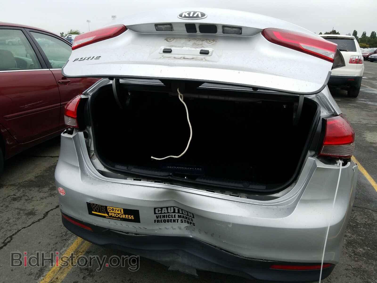 2017 KIA FORTE - VIN: 3KPFK4A75HE033019 - Фото 9
