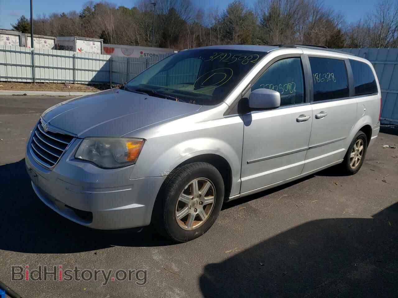 2009 CHRYSLER MINIVAN - VIN: 2A8HR54169R652996 - Фото 2