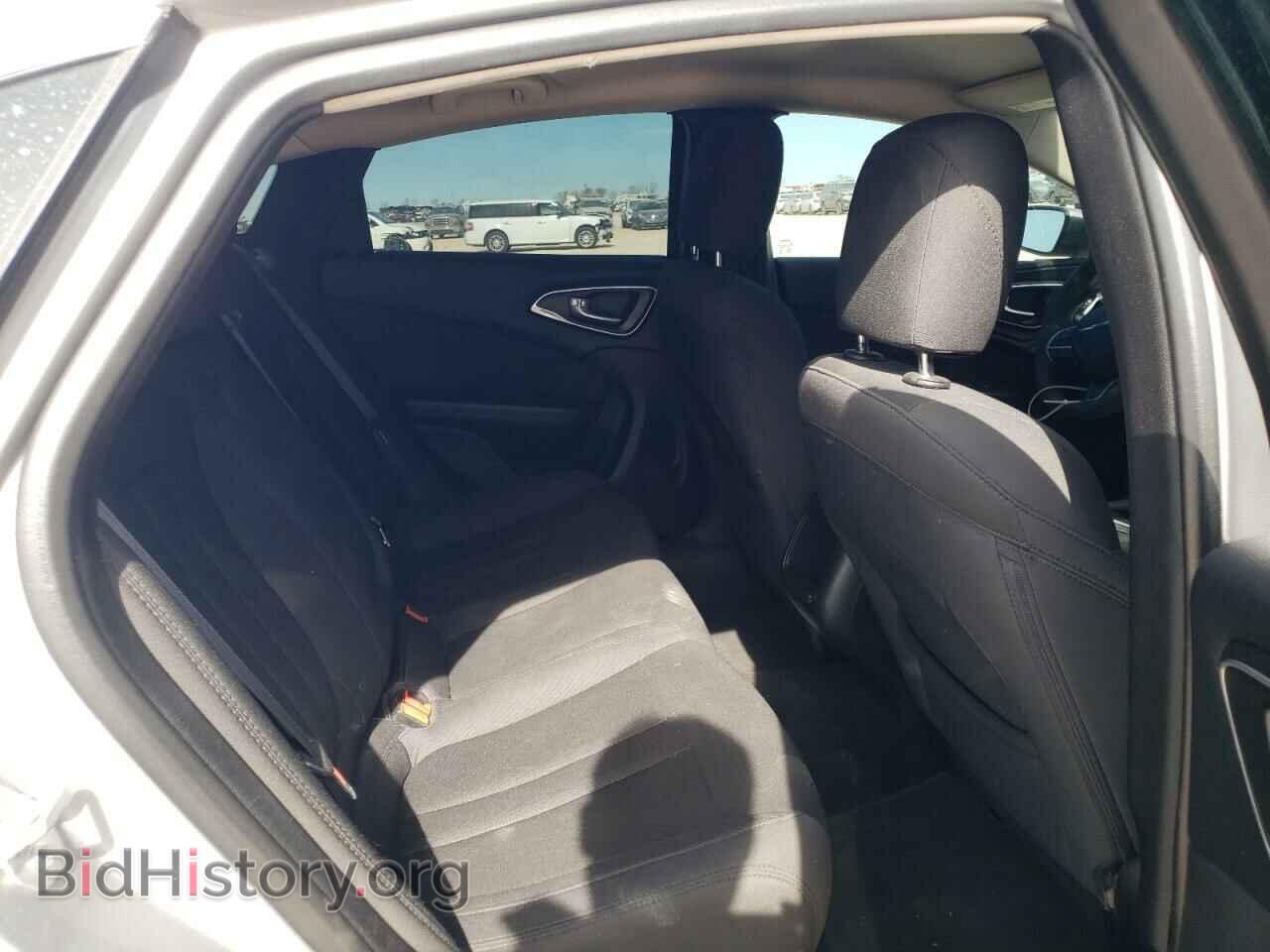 2016 CHRYSLER 200 - VIN: 1C3CCCAB5GN112977 - Фото 10