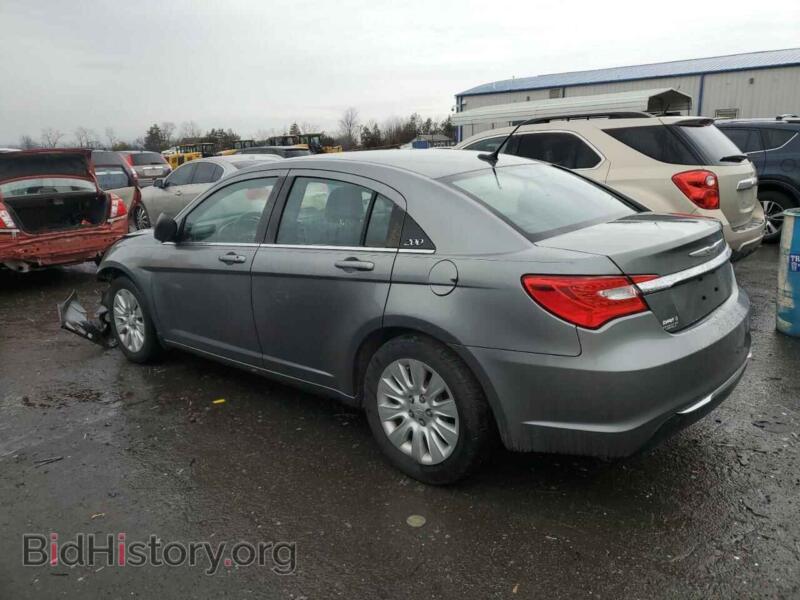 2013 Chrysler 200 (VIN 1C3CCBAB2DN559448) — фото 2 из 12