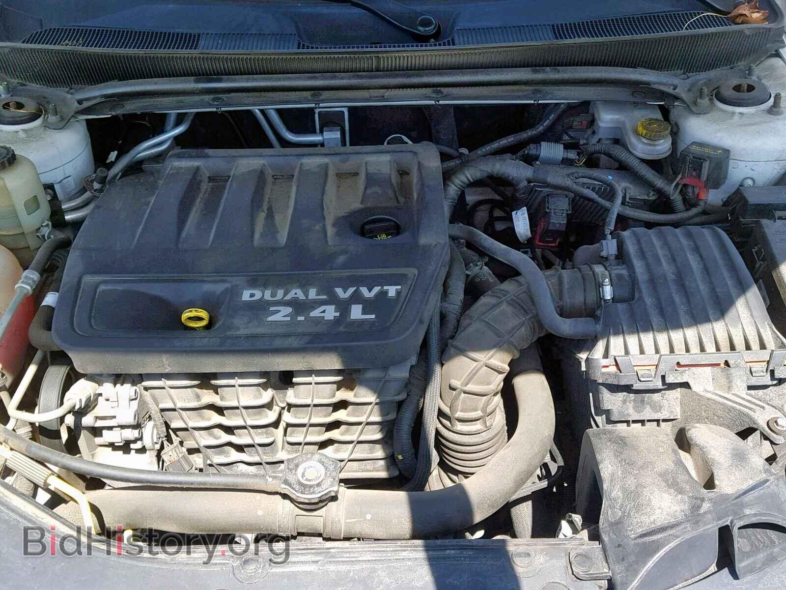2011 CHRYSLER 200 - VIN: 1C3BC2FB7BN579793 - Фото 7