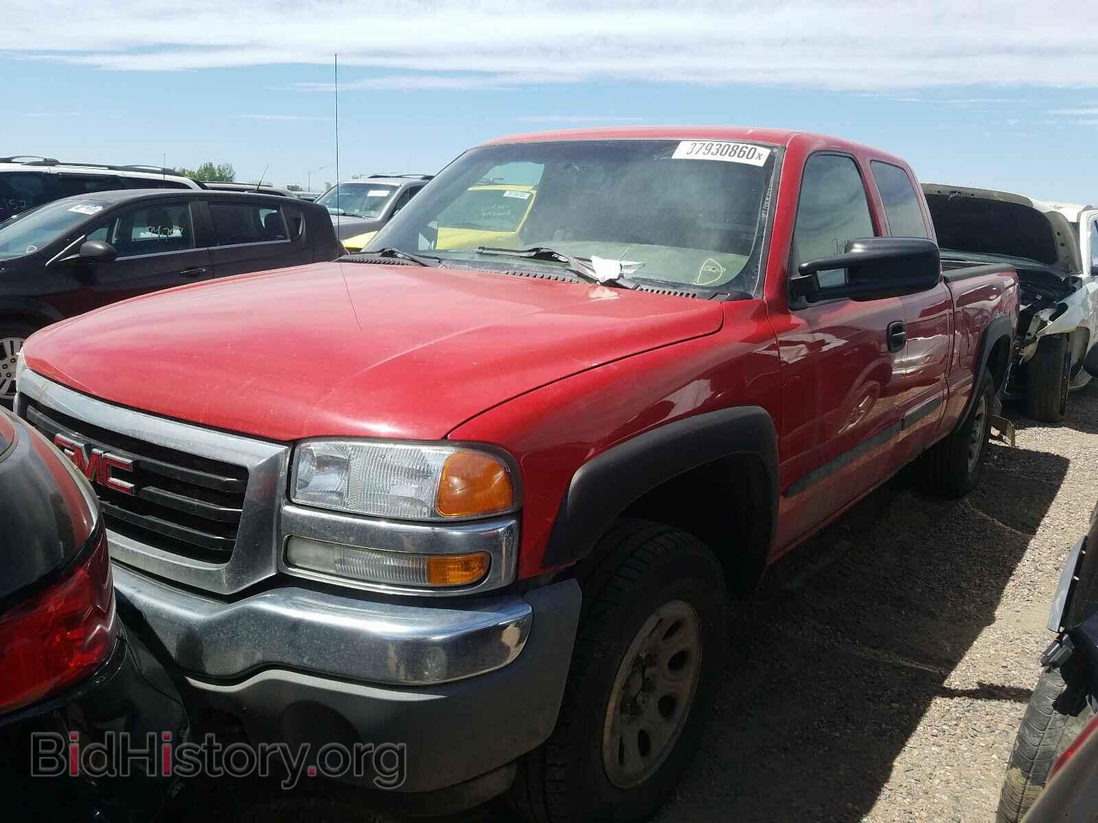 2005 GMC SIERRA - VIN: 2GTEK19V951157266 - Фото 2