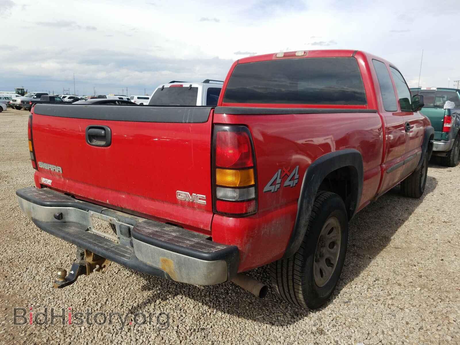 2005 GMC SIERRA - VIN: 2GTEK19V951157266 - Фото 4