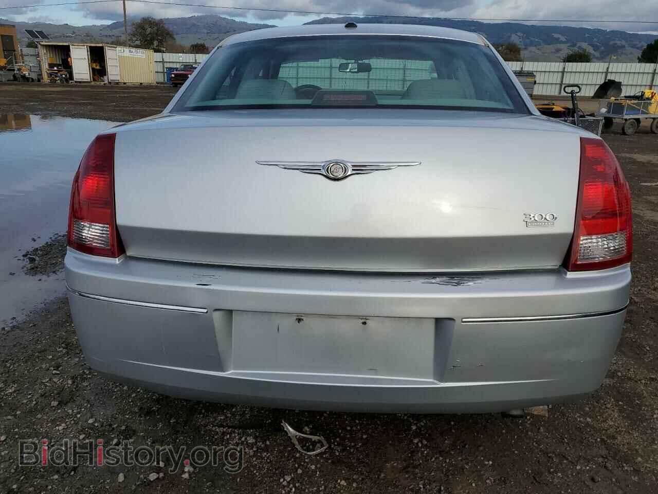 2006 CHRYSLER 300 - VIN: 2C3KA53G16H527324 - Фото 6