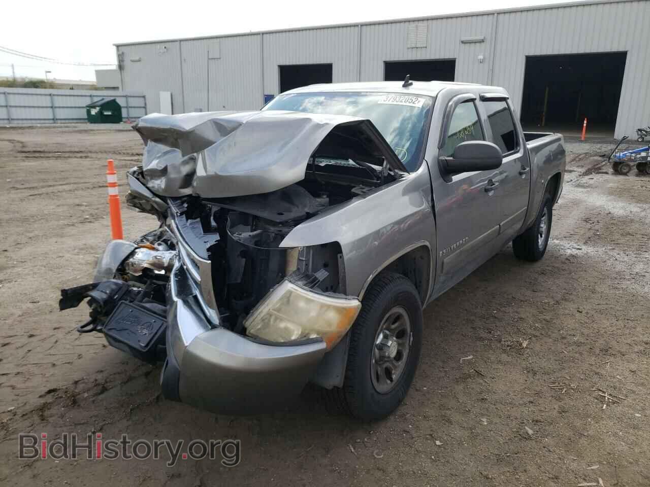 2007 CHEVROLET SILVERADO - VIN: 2GCEC13J471605712 - Фото 2