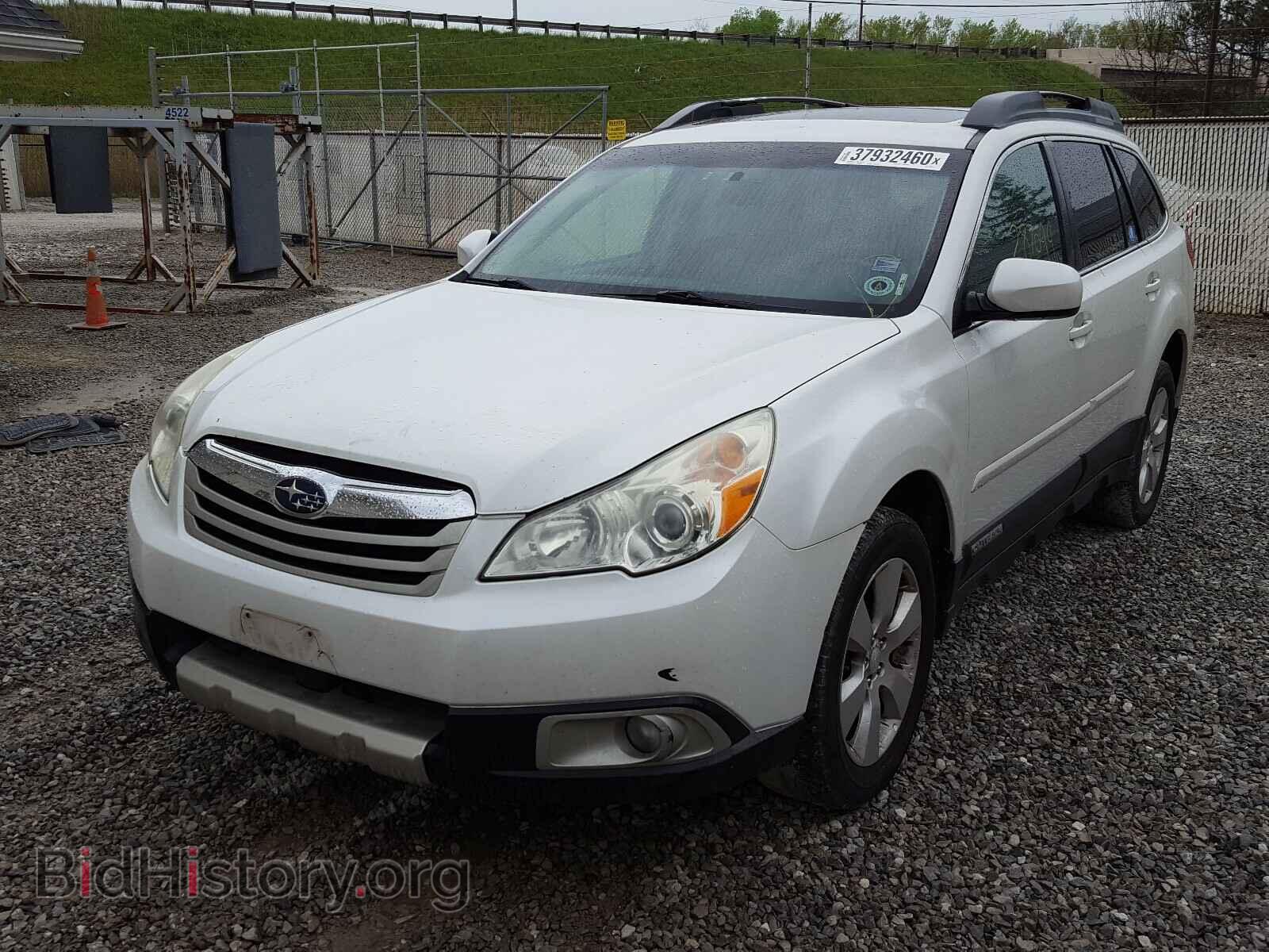 2011 SUBARU OUTBACK - VIN: 4S4BRBKC1B3395496 - Фото 2