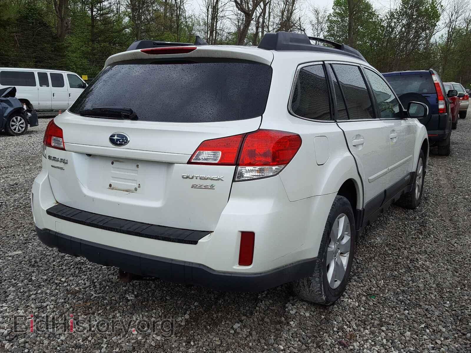 2011 SUBARU OUTBACK - VIN: 4S4BRBKC1B3395496 - Фото 4