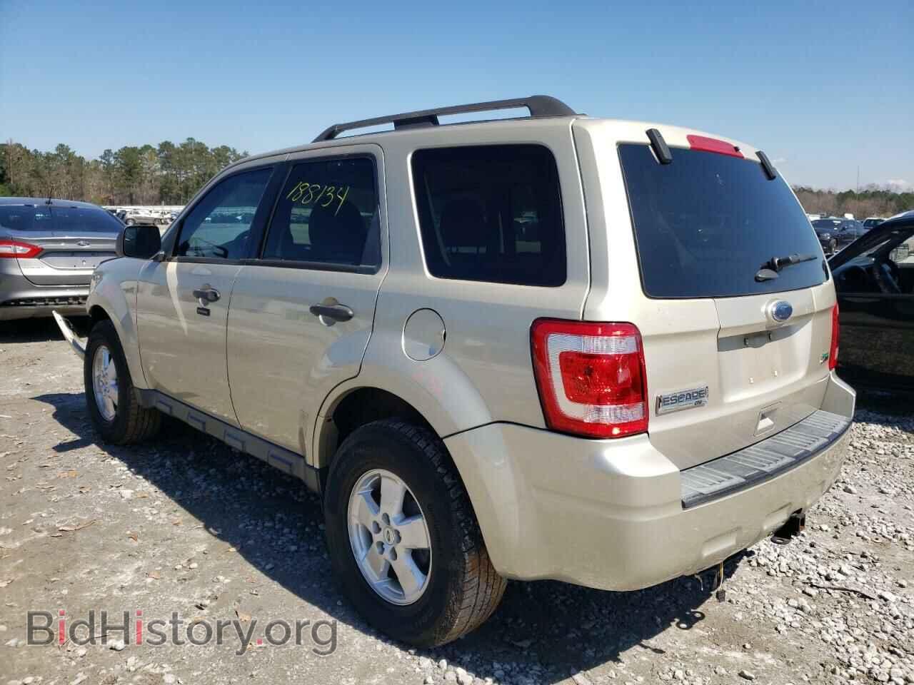 2011 FORD ESCAPE - VIN: 1FMCU0DG4BKB88436 - Фото 3