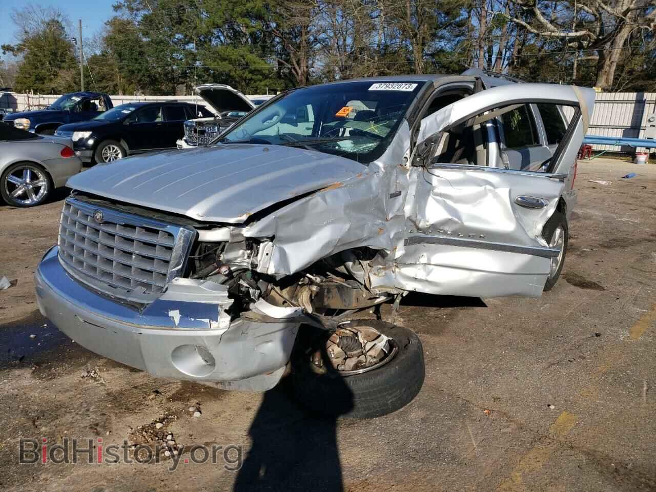 Photo 1A8HW58NX8F143151 - CHRYSLER ASPEN 2008
