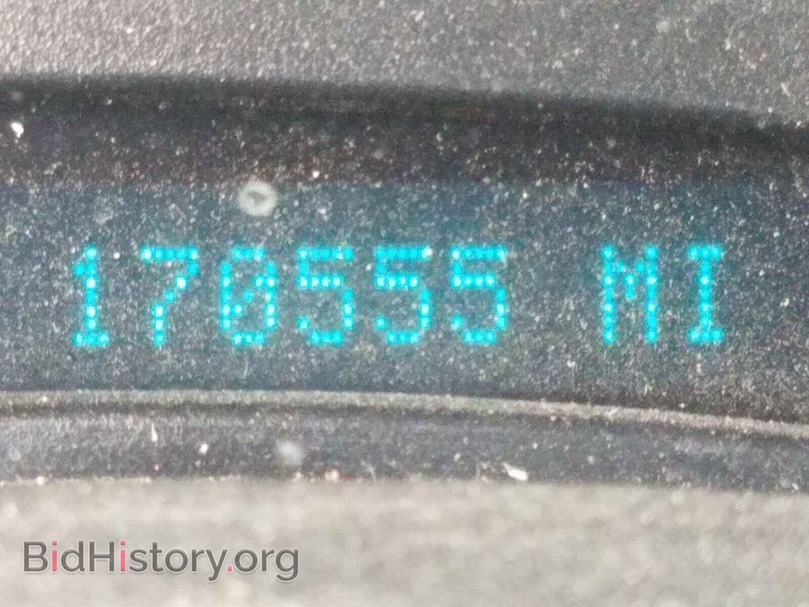 2005 GMC SIERRA - VIN: 1GTHK29U25E268279 - Фото 8