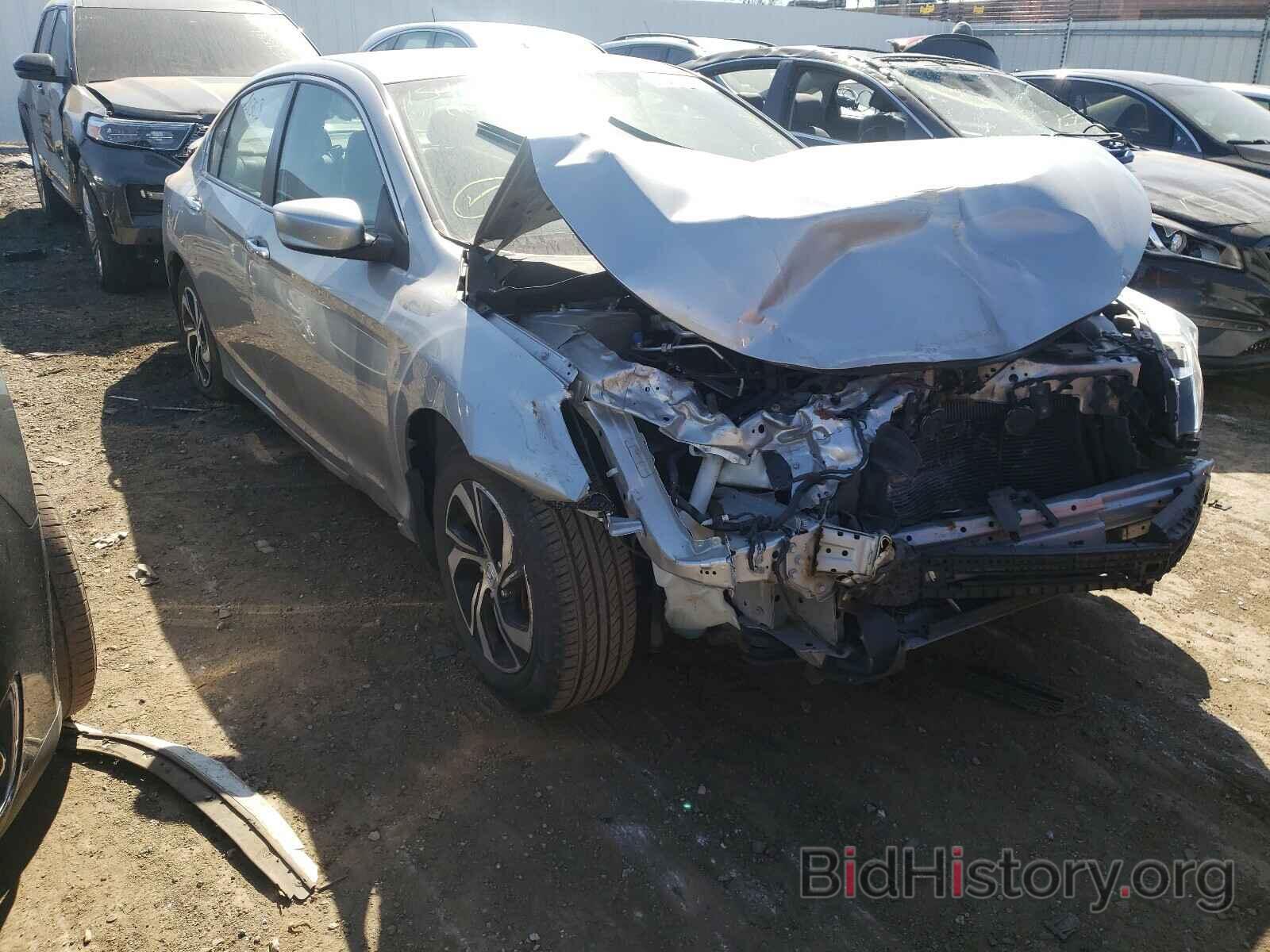 Photo 1HGCR2F37HA138027 - HONDA ACCORD 2017