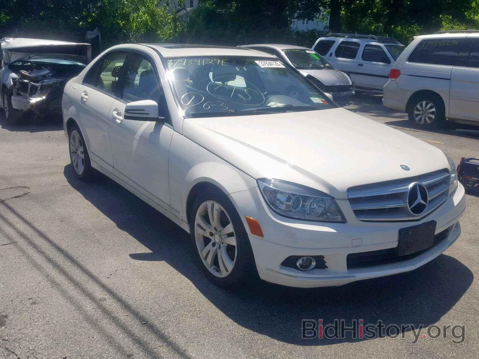 Photo WDDGF8BB5BR147641 - MERCEDES-BENZ C CLASS 2011