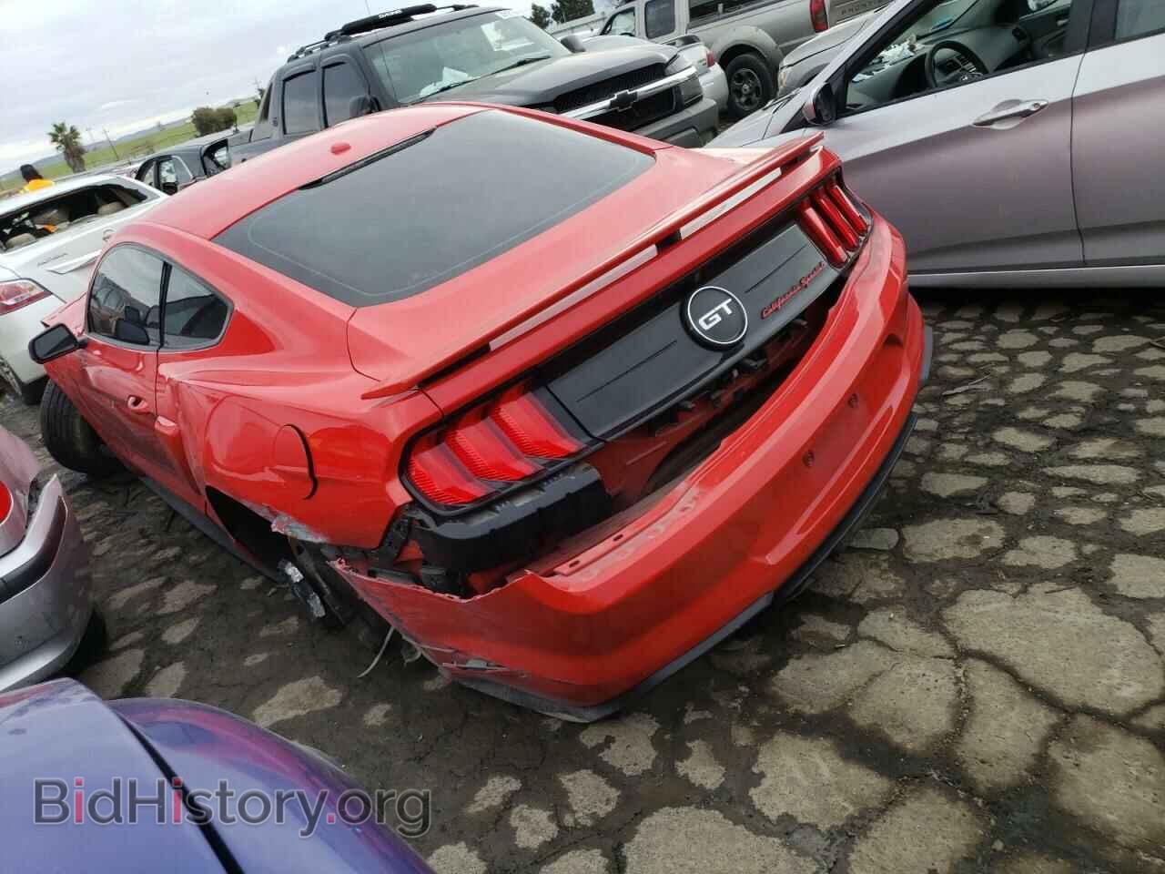 2019 FORD MUSTANG - VIN: 1FA6P8CF3K5167663 - Фото 2