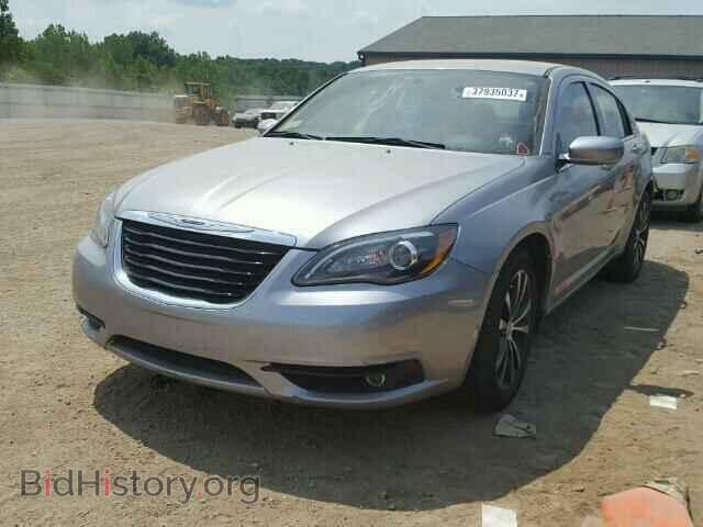 2013 CHRYSLER 200 - VIN: 1C3CCBBG0DN766110 - Фото 2
