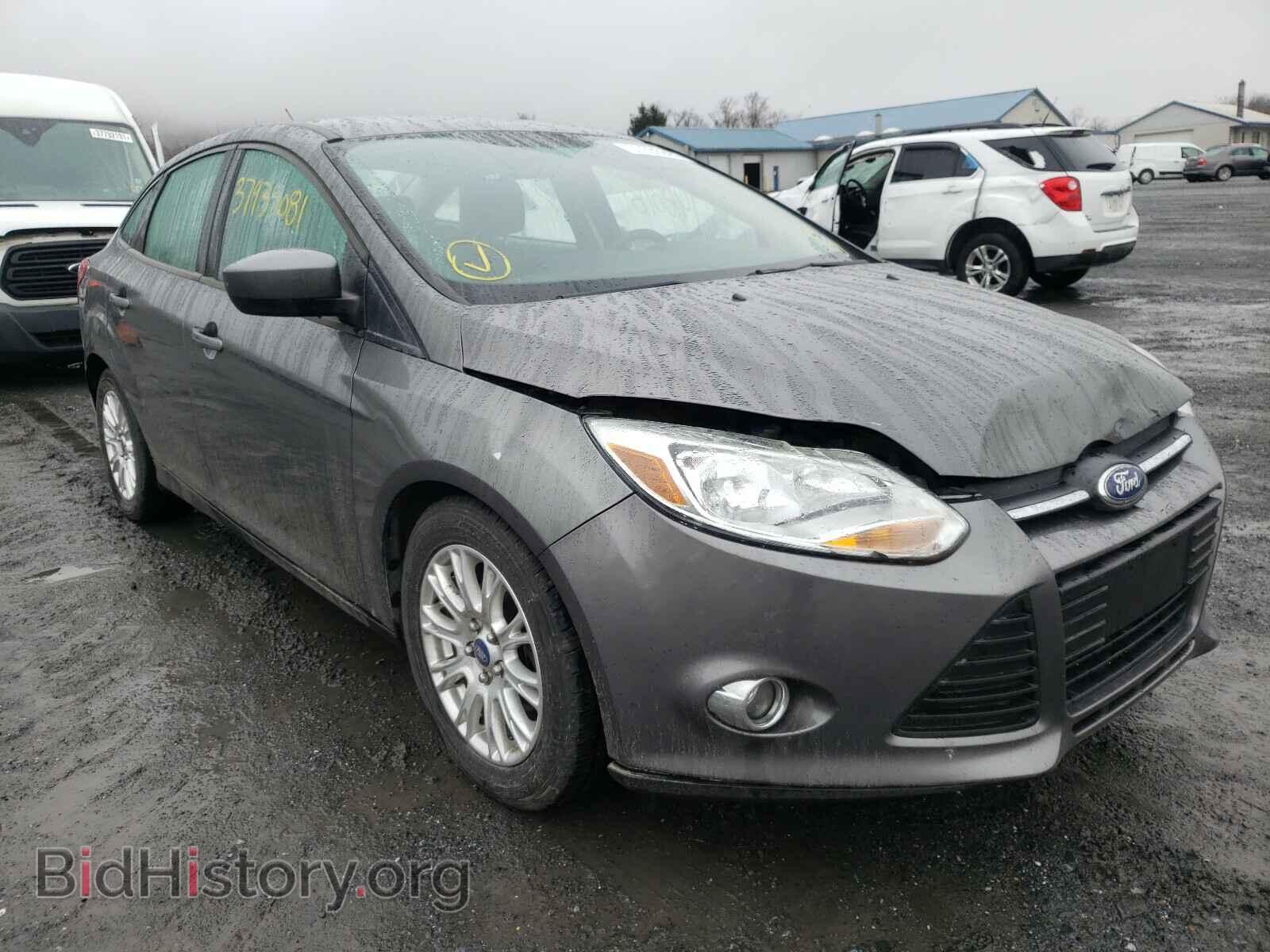 Photo 1FAHP3F21CL333101 - FORD FOCUS 2012