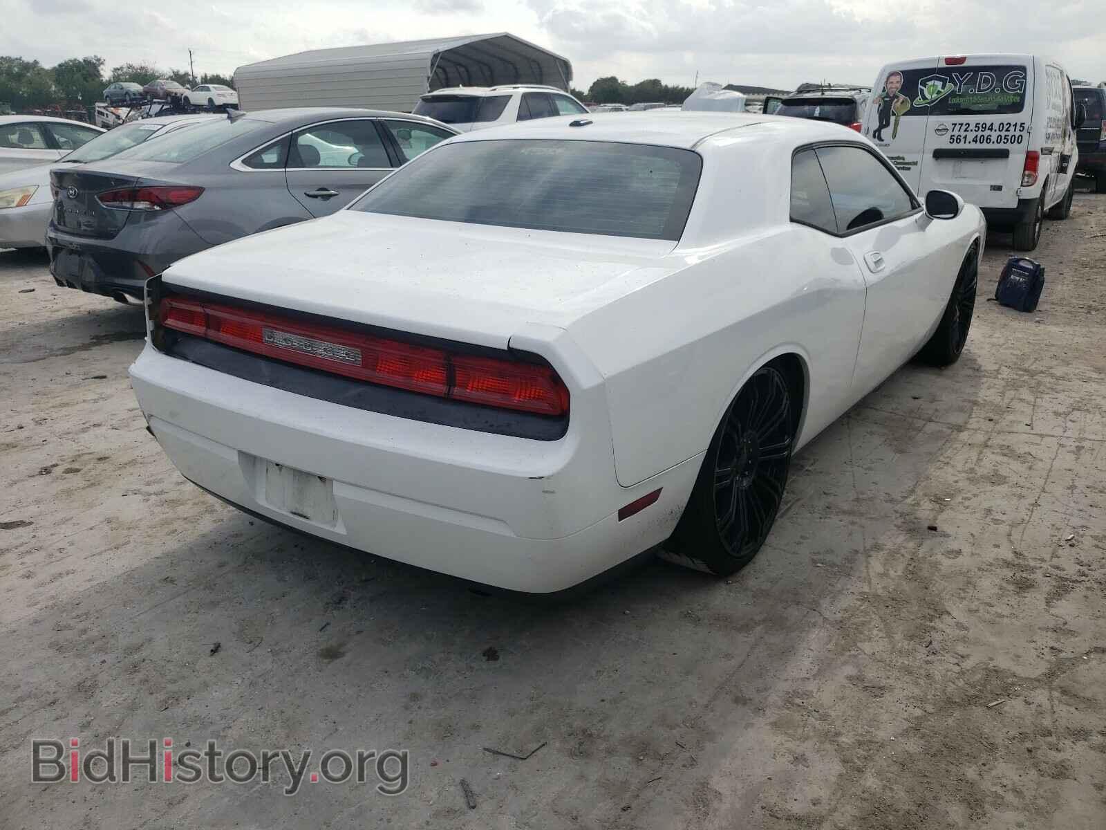 2010 DODGE CHALLENGER - VIN: 2B3CJ4DV1AH322393 - Photo 4