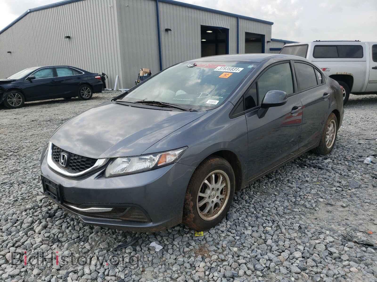 2013 HONDA CIVIC - VIN: 19XFB2F57DE073222 - Фото 2