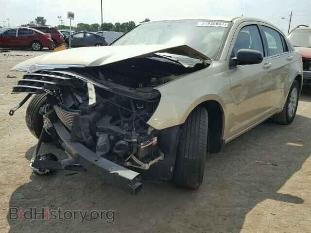 2010 CHRYSLER SEBRING - VIN: 1C3CC4FB3AN205342 - Photo 2