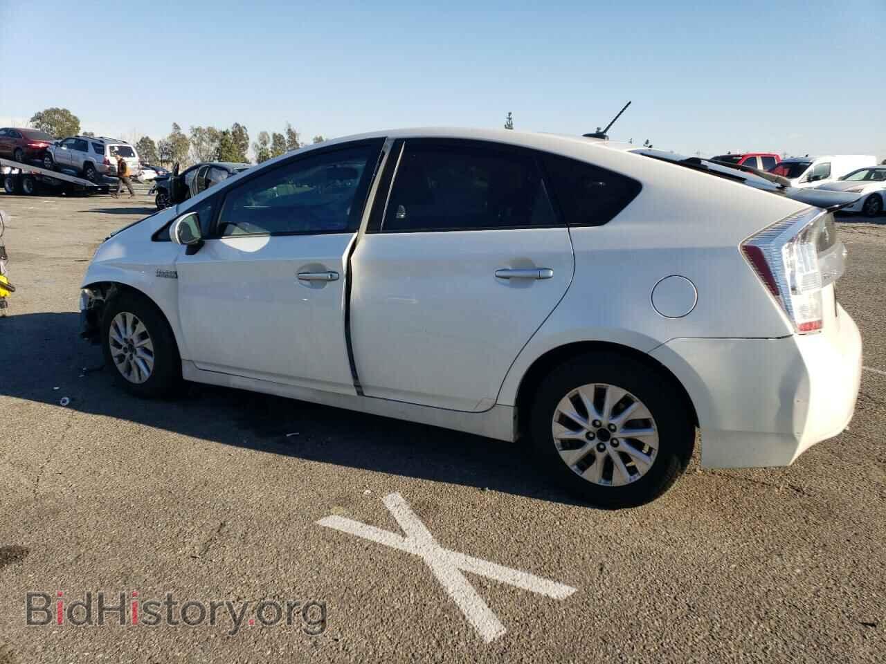 2014 TOYOTA PRIUS - VIN: JTDKN3DP6E3060244 - Фото 2
