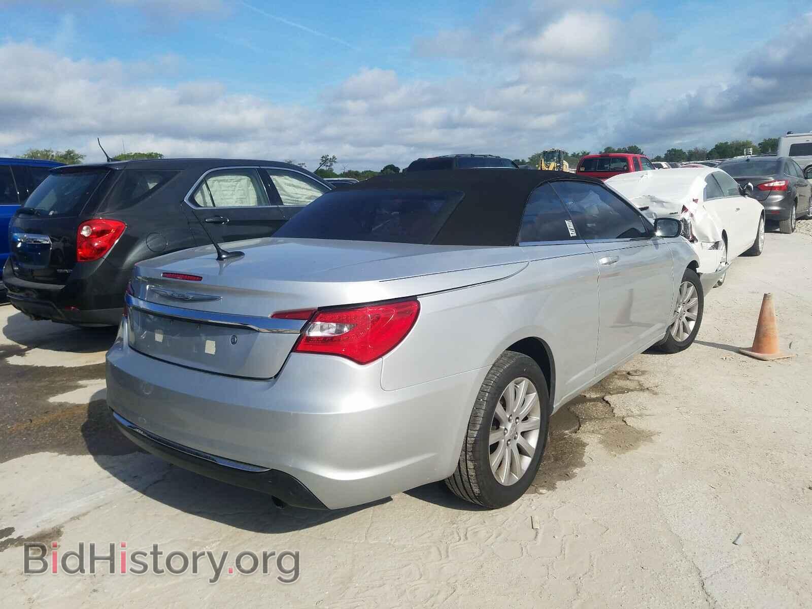 2012 CHRYSLER 200 - VIN: 1C3BCBEB3CN215776 - Фото 4