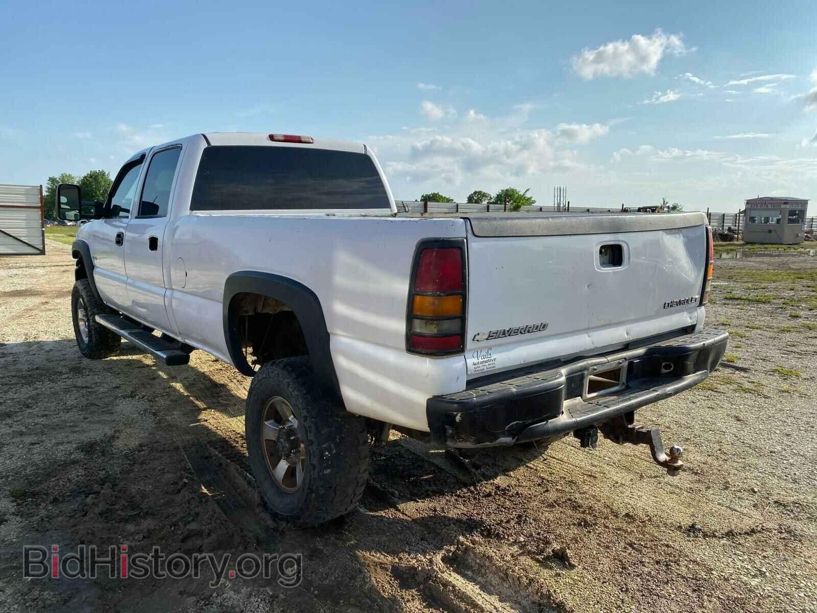 2006 GMC SIERRA - VIN: 1GTHK33D66F174027 - Фото 3