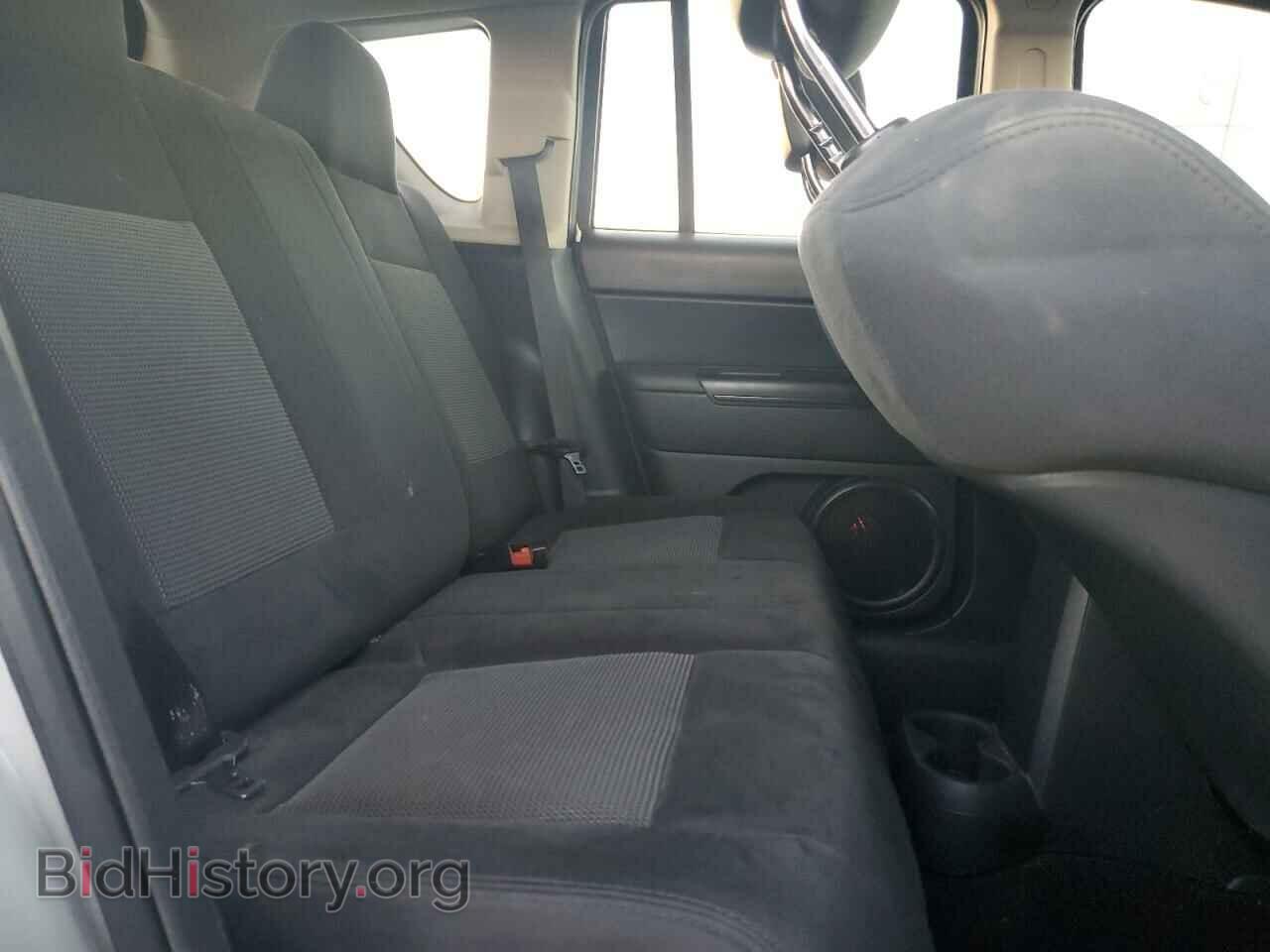 2011 JEEP COMPASS - VIN: 1J4NT1FB5BD170775 - Photo 10
