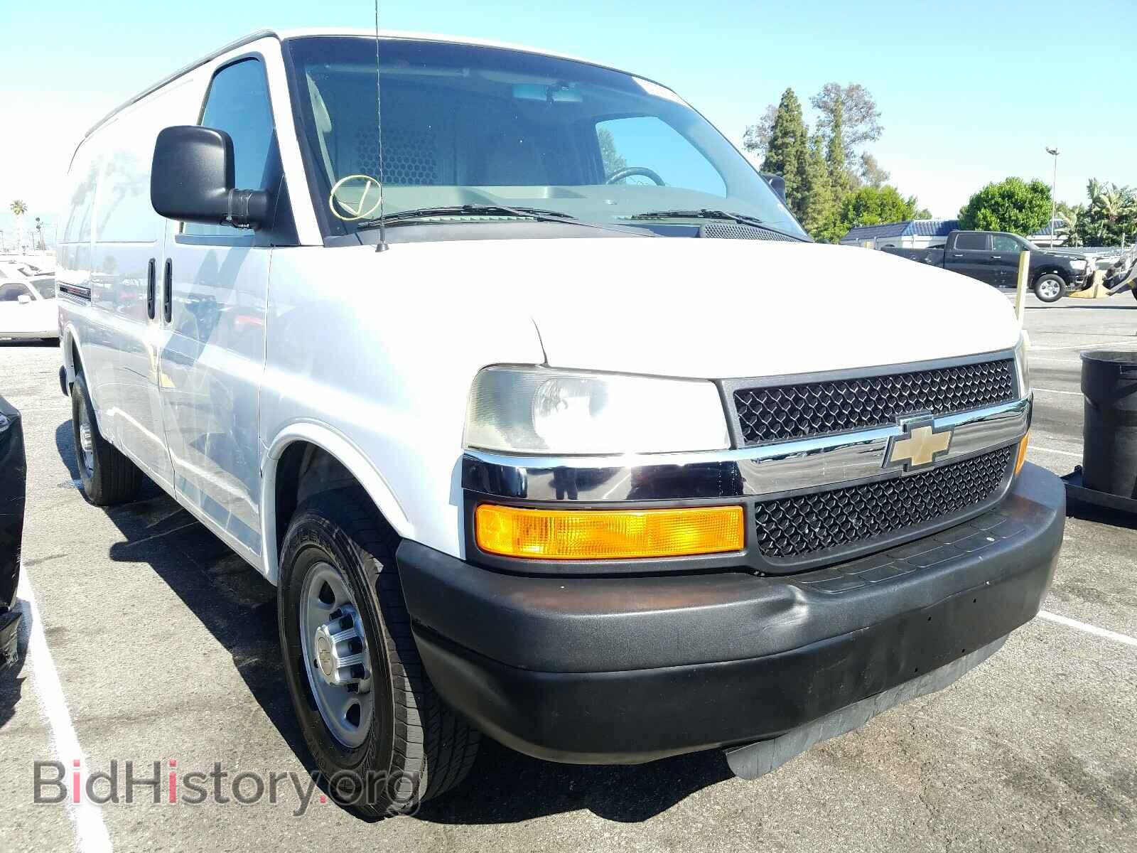 Photo 1GCWGFCA9D1161637 - CHEVROLET EXPRESS 2013