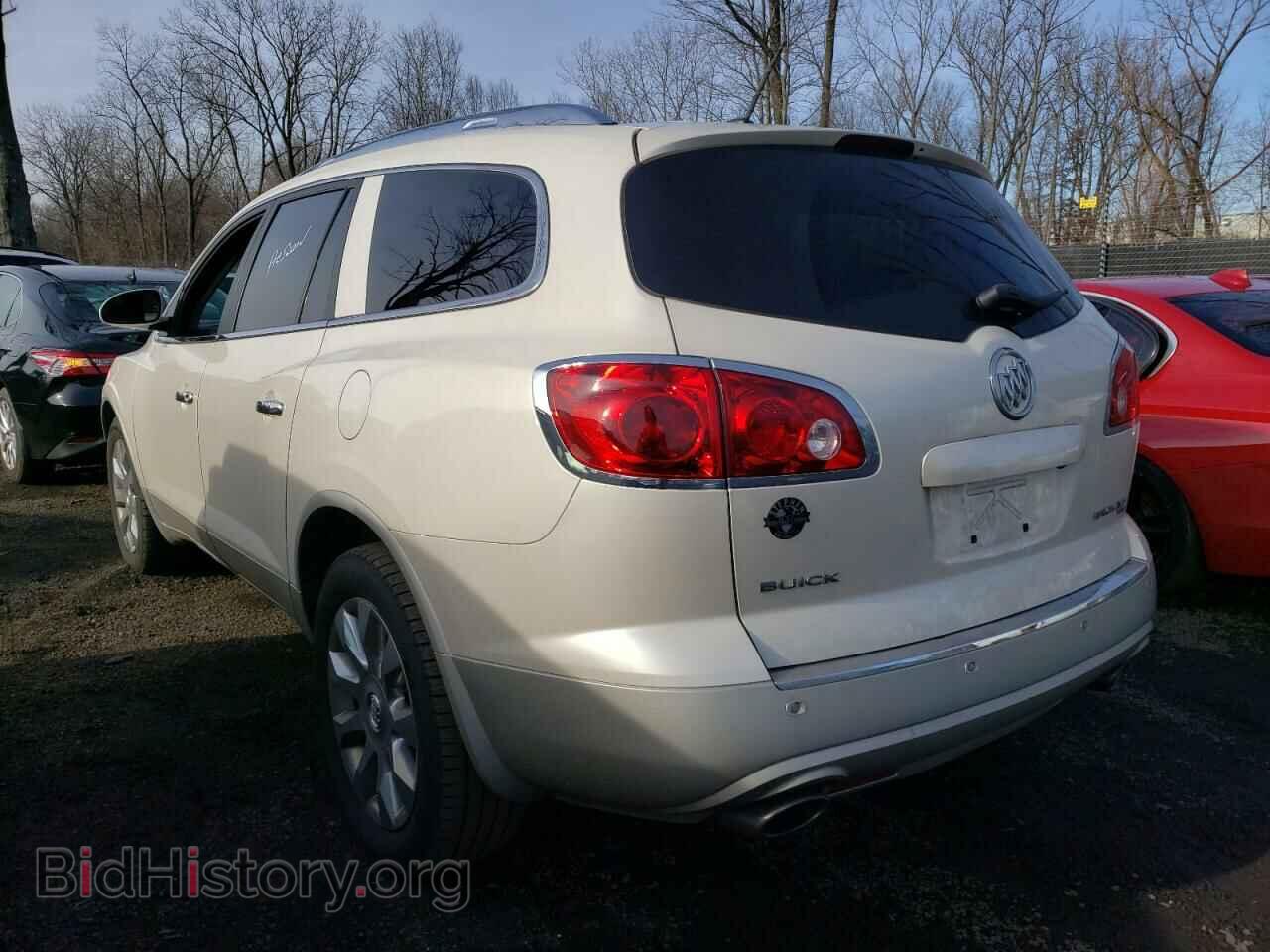 2012 BUICK ENCLAVE - VIN: 5GAKVDED1CJ389762 - Фото 2