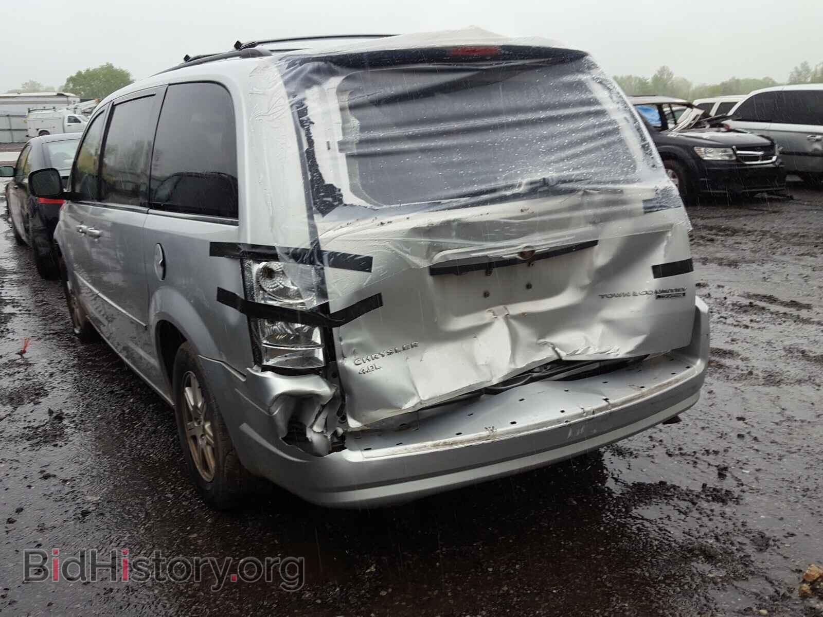 2010 CHRYSLER MINIVAN - VIN: 2A4RR8DX1AR330797 - Фото 3