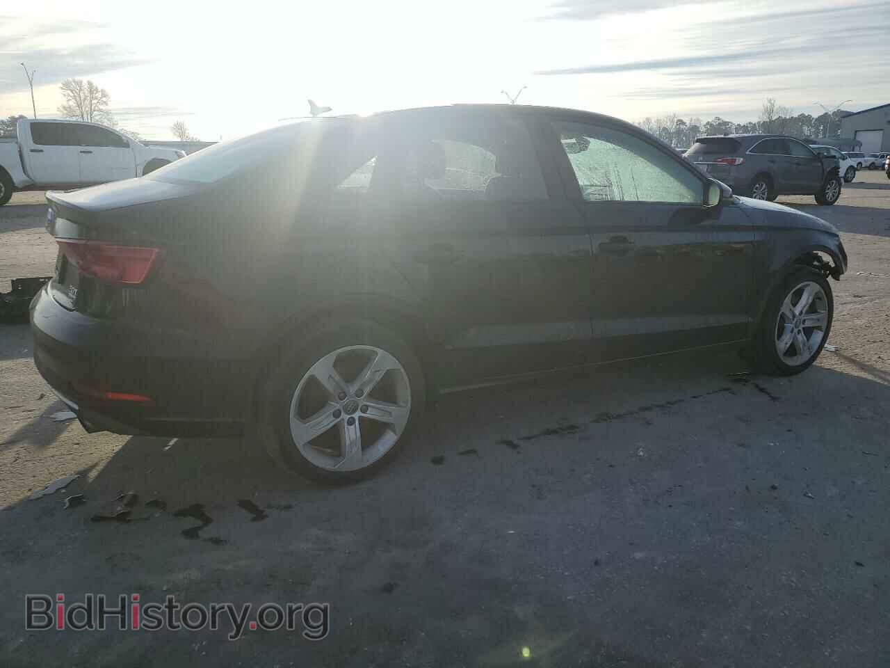 2017 AUDI A3 - VIN: WAUB8GFF9H1058164 - Фото 3