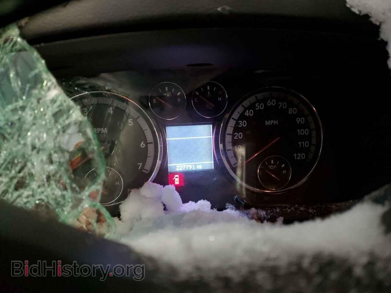 2009 DODGE All Models - VIN: 1D3HV13T79S709131 - Фото 9