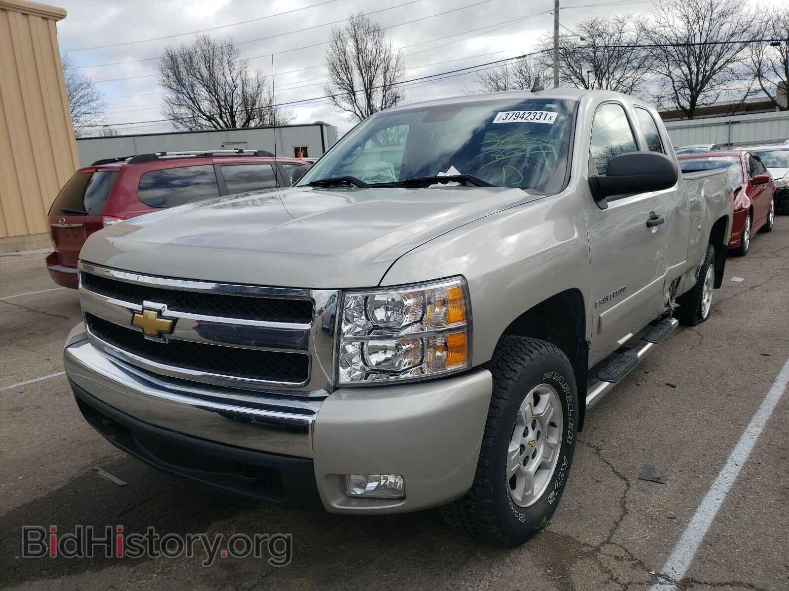 2008 CHEVROLET SILVERADO - VIN: 2GCEK19J481104119 - Фото 2