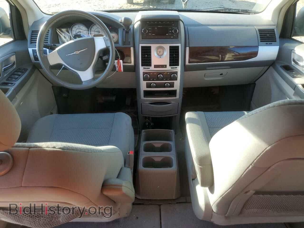 2010 CHRYSLER MINIVAN - VIN: 2A4RR5D17AR491438 - Фото 8