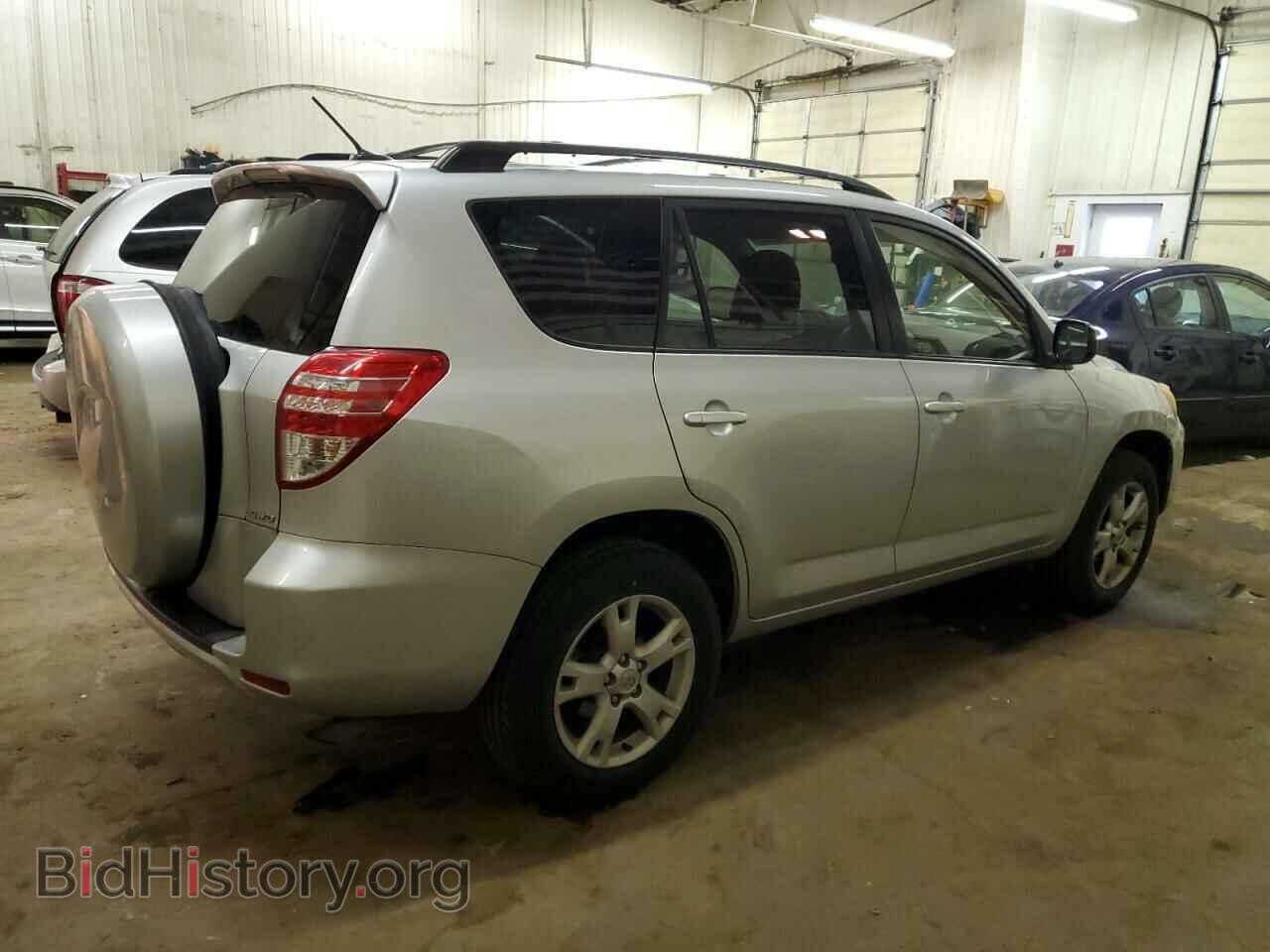 2012 TOYOTA RAV4 - VIN: JTMBF4DV1CD044204 - Фото 3