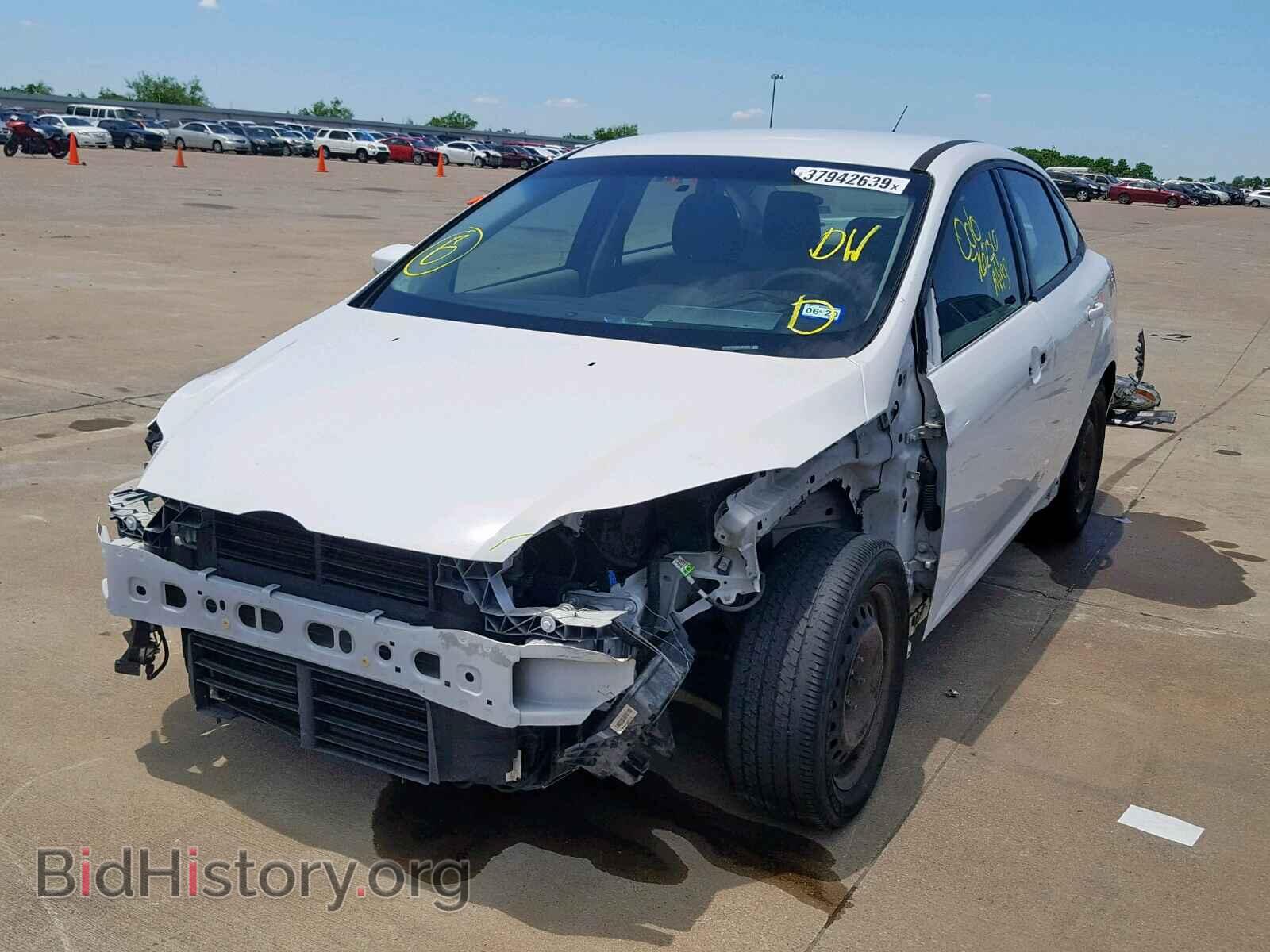 2014 FORD FOCUS SE - VIN: 1FADP3F28EL394009 - Фото 2