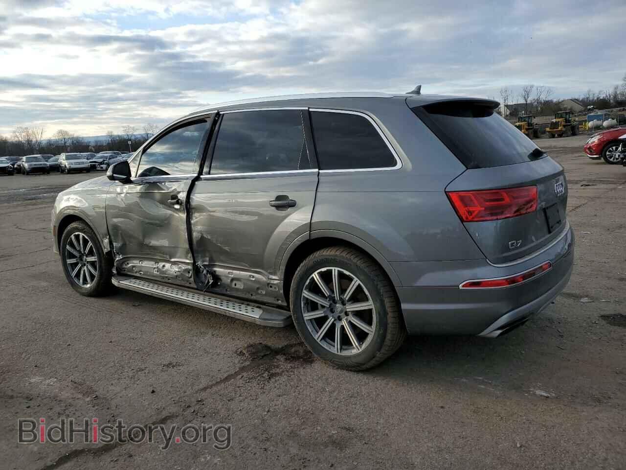 2017 AUDI Q7 - VIN: WA1LAAF73HD045582 - Фото 2