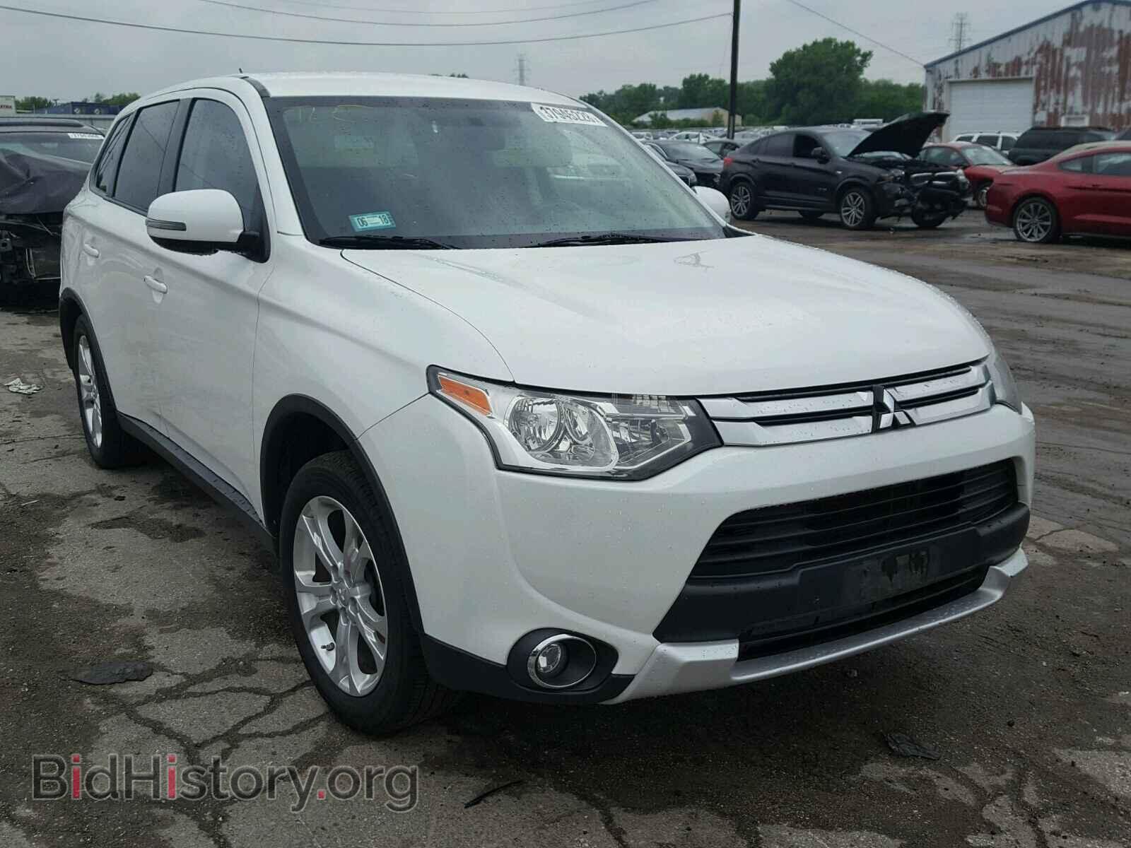 Photo JA4AD3A39FZ014352 - MITSUBISHI OUTLANDER SE 2015