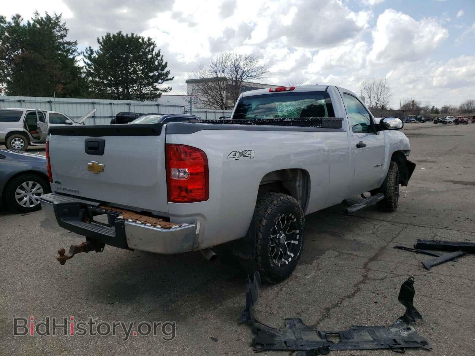 2010 CHEVROLET SILVERADO - VIN: 1GCPKPE00AZ156448 - Фото 4