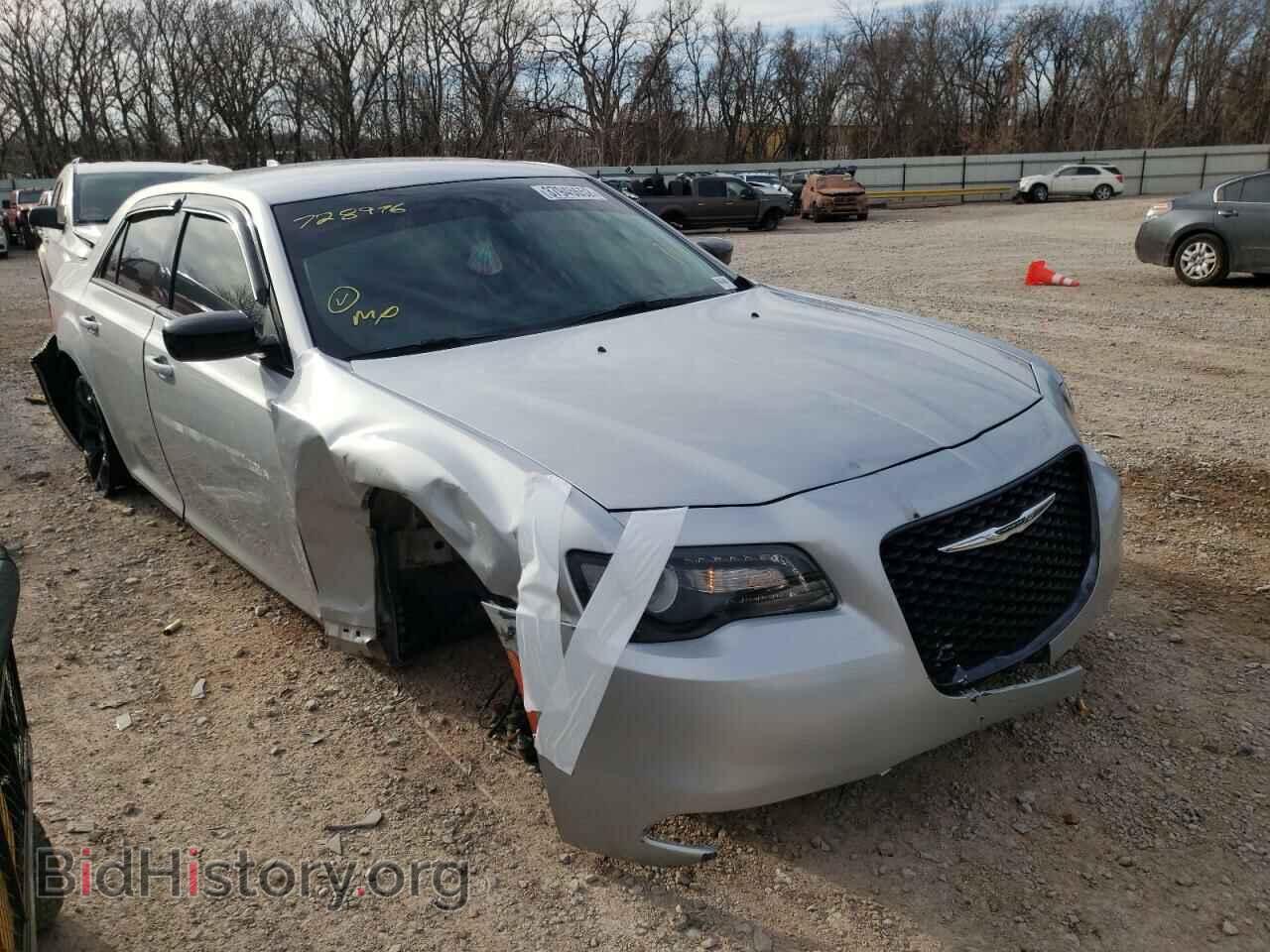 Фотография 2C3CCAAG2KH728976 - CHRYSLER 300 2019