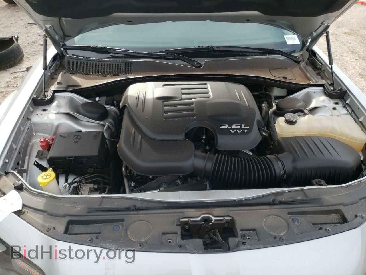 2019 CHRYSLER 300 - VIN: 2C3CCAAG2KH728976 - Фото 7