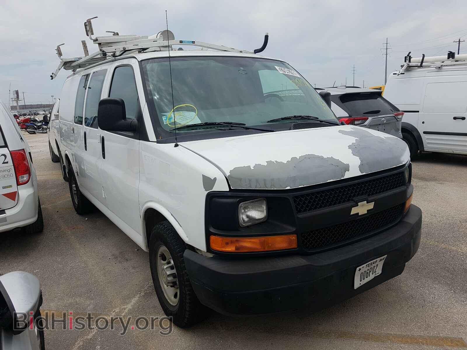 Photo 1GCWGFCB3C1124736 - CHEVROLET EXPRESS 2012